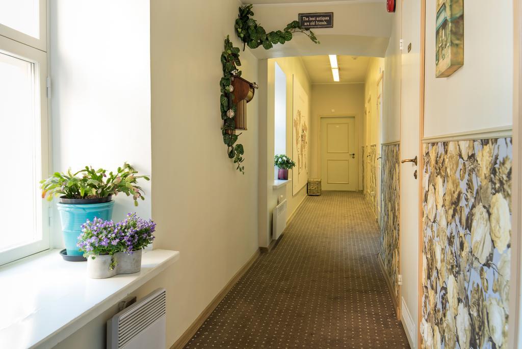Oldhouse Hostel Tallinn Buitenkant foto